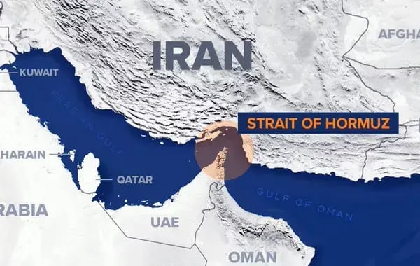 Tanker traffic in the Strait of Hormuz